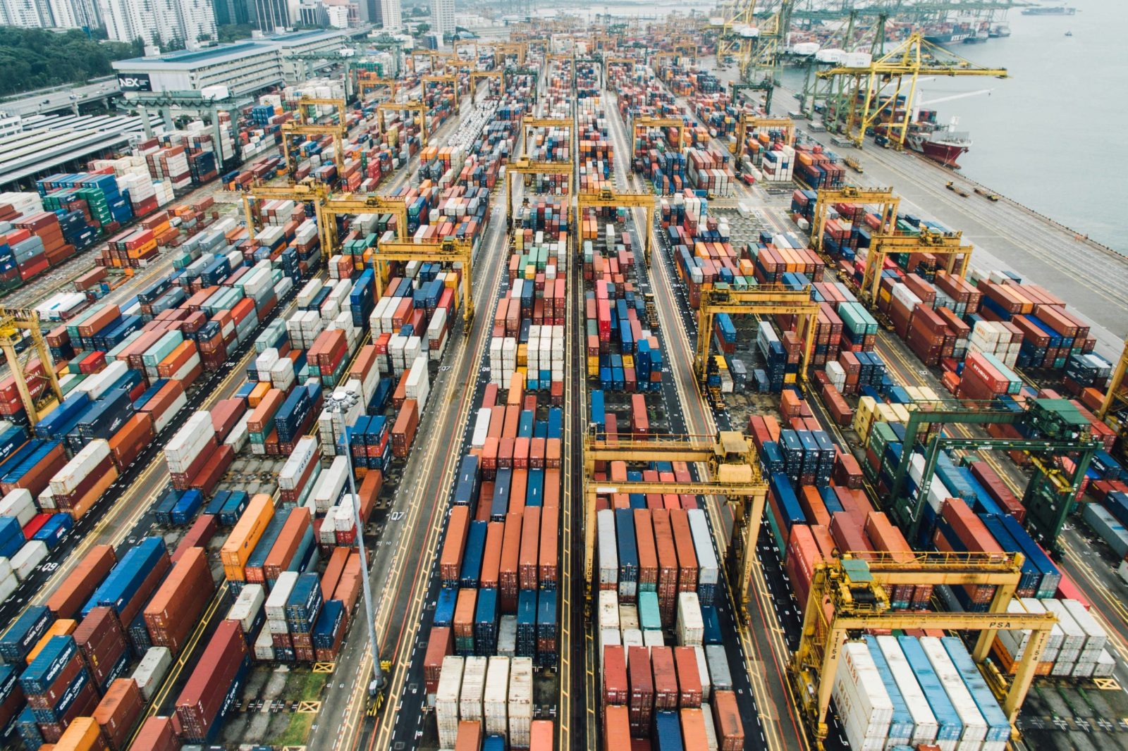 januardi logistik; forwarder surabaya