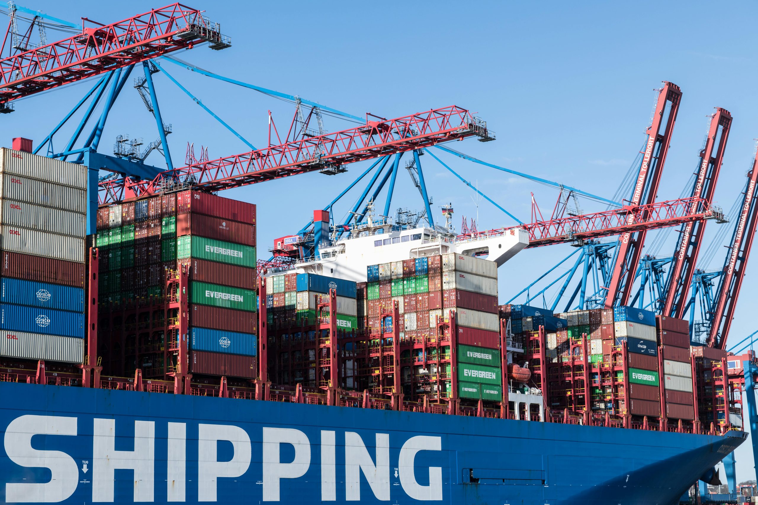 6 Cara Importir Indonesia Bisa Hemat Biaya di Tengah Kenaikan BBM dan Freight Rate Global