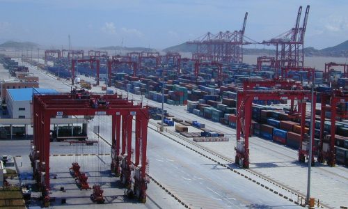 Berapa Biaya Impor dari China ke Indonesia? Komponen Biaya yang Wajib Dihitung